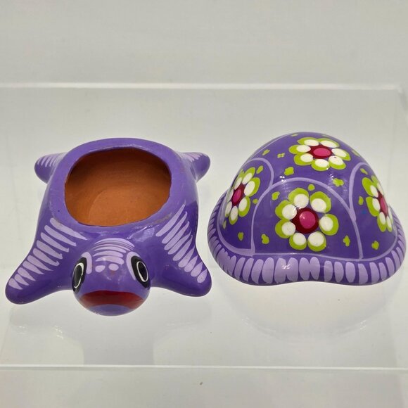 Mexican Folk Art Purple Turtle Terra Cotta Trinket Box with Removable Lid - Picture 7 of 9
